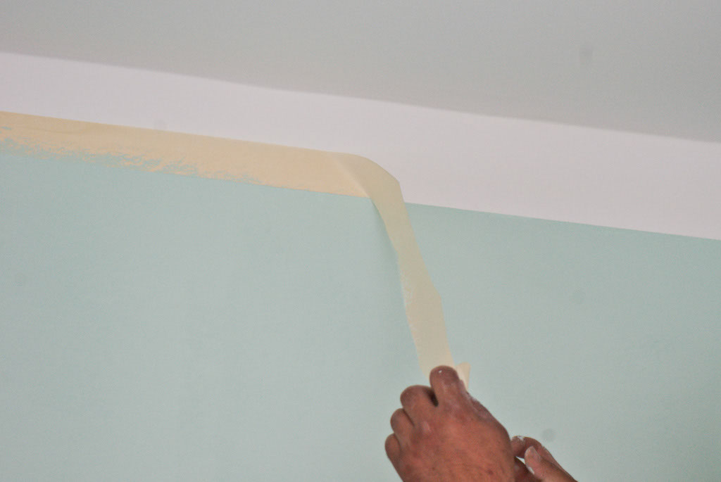 Removing the paper tape before the paint dries