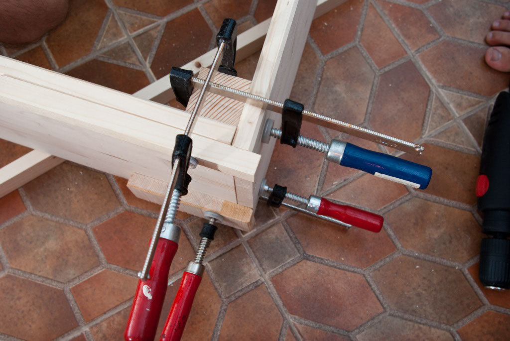 Clamps, bed frame joint