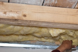 Installing mineral wool insulation Installing mineral wool insulation