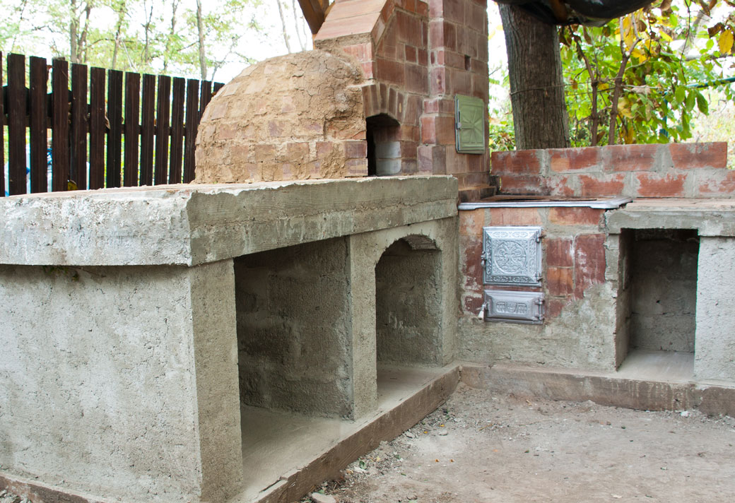 DIY Cinder Block Outdoor Kitchen Plans