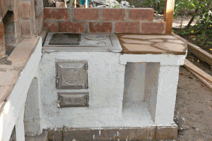 Build an outdoor stove Build an outdoor stove