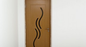 How to install interior door