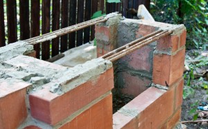 Reinforcing the chimney walls over the metal sheet oven Reinforcing the chimney walls over the metal sheet oven