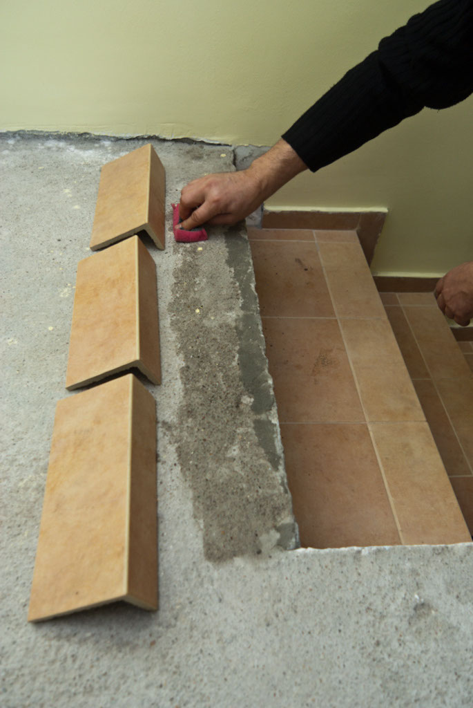 How to tile stairs | HowToSpecialist - How to Build, Step by Step DIY Plans