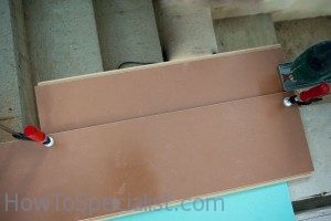 Best way to cut laminate flooring
