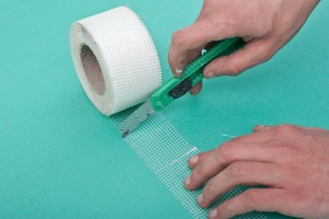 Cutting mesh tape