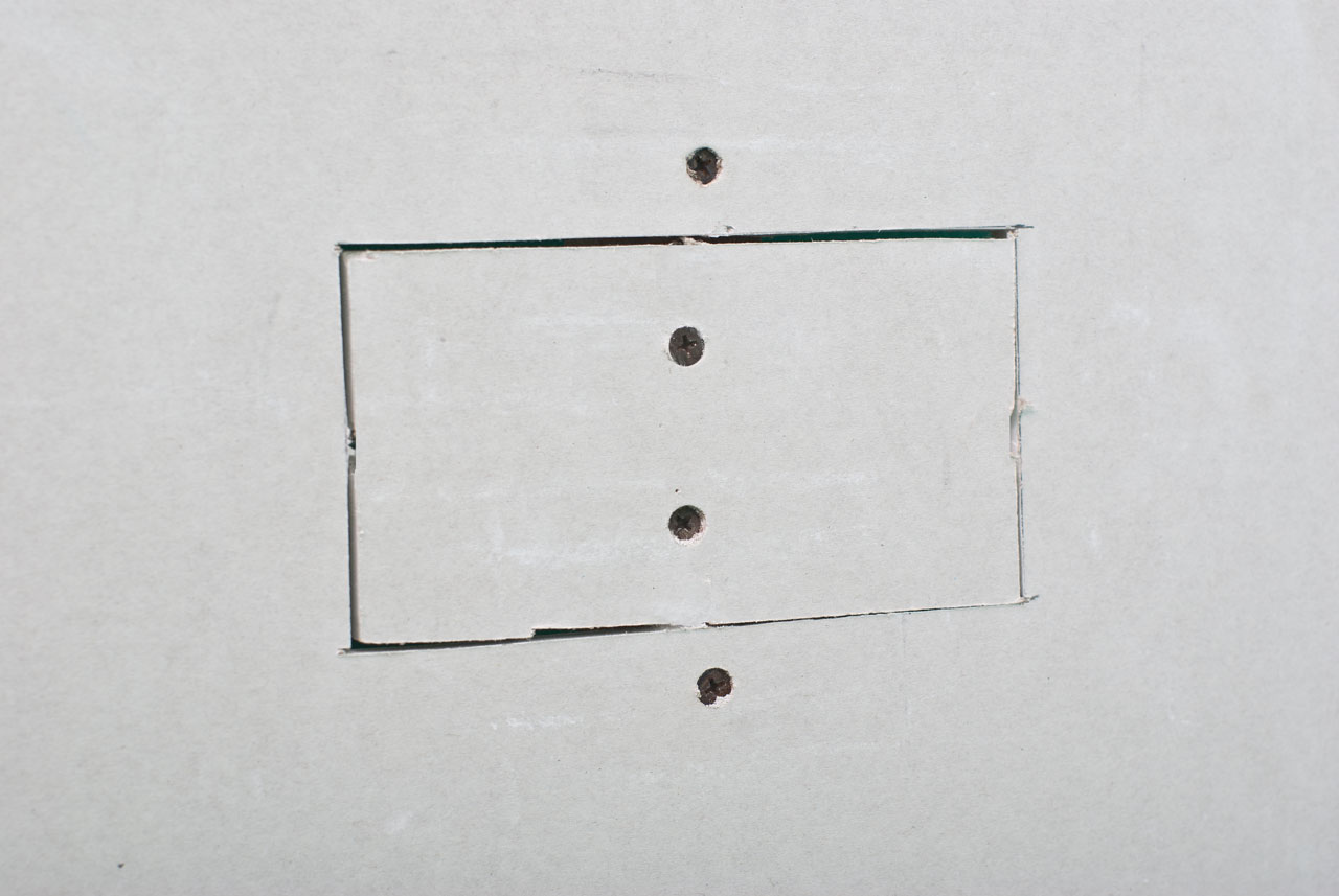 How to Repair Drywall Holes
