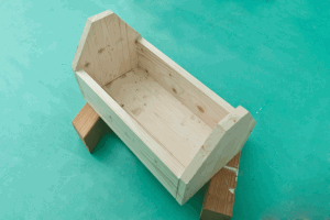 Building a wooden toolbox Building a wooden toolbox